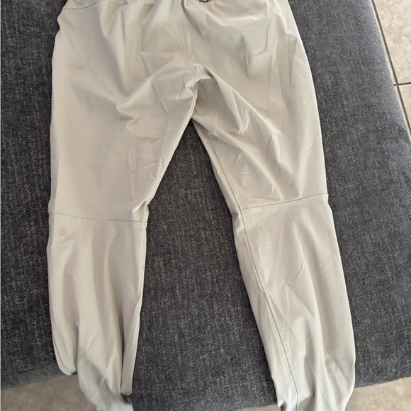 Luluemon abc jogger Men's Cream Pants - Picture 1 of 5